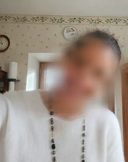 Chiara, 37