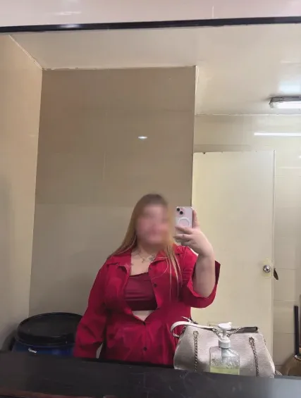 Greta, 26