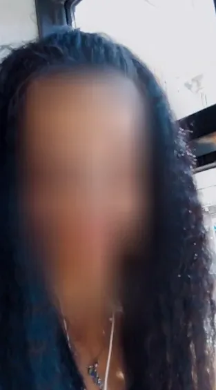 Leonie, 30