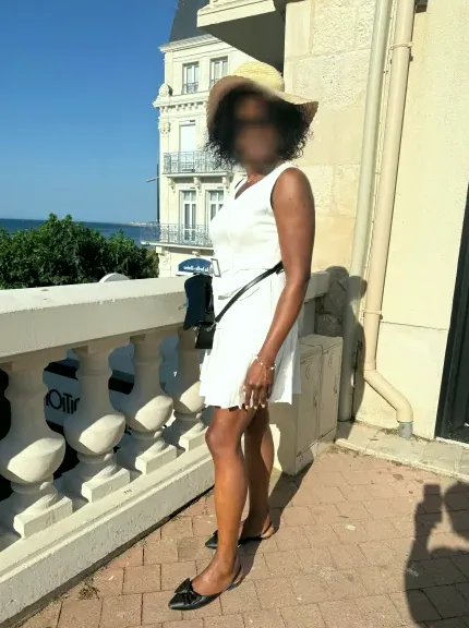 Linda, 36