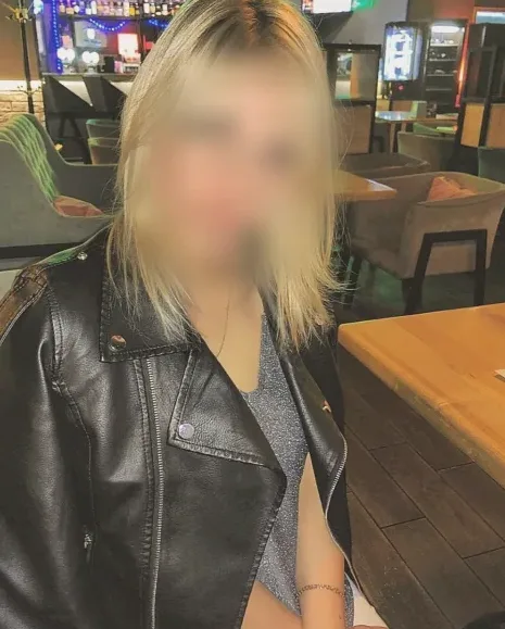 Marlene, 37