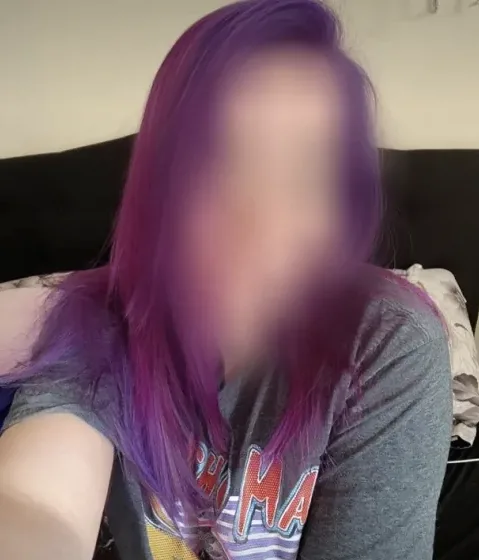 Nadine, 32