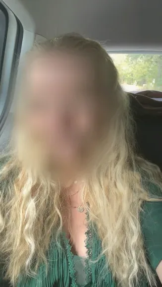 Nadja, 29