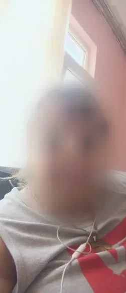 Pia, 33