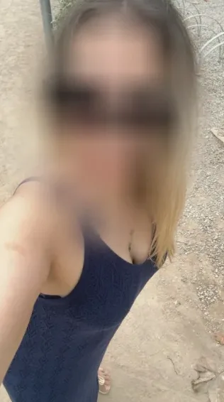 Sarah, 40
