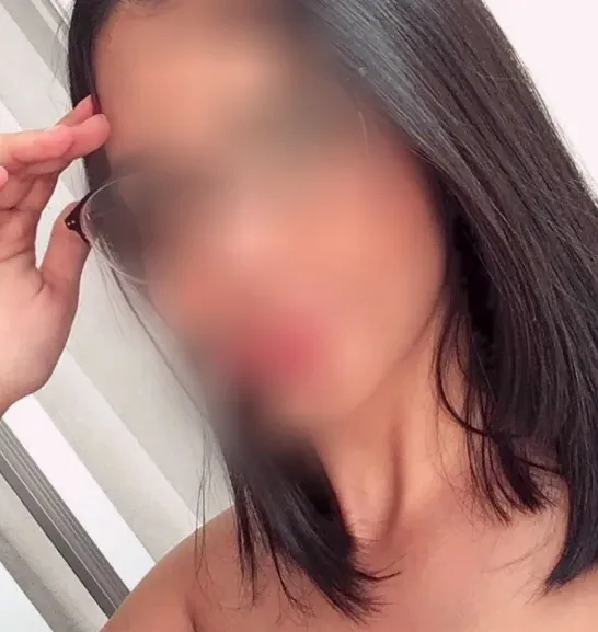 Stefanie, 22