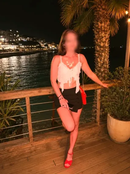 Thea, 34