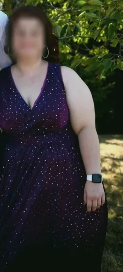 Vanessa, 29